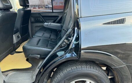 Mitsubishi Pajero III рестайлинг, 2001 год, 840 000 рублей, 16 фотография