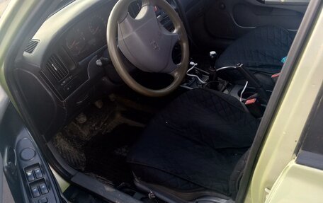 Hyundai Elantra III, 2004 год, 180 000 рублей, 5 фотография