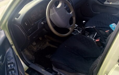 Hyundai Elantra III, 2004 год, 180 000 рублей, 4 фотография