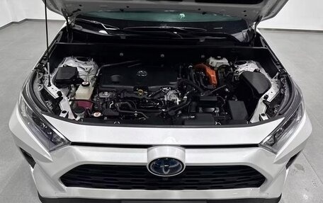 Toyota RAV4, 2022 год, 2 777 887 рублей, 6 фотография
