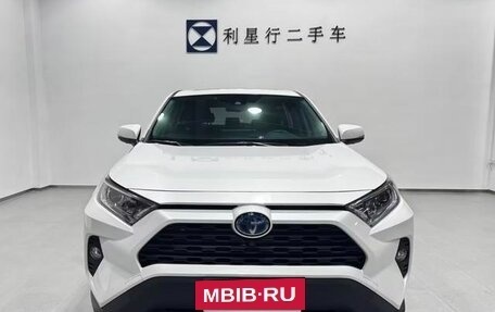 Toyota RAV4, 2022 год, 2 777 887 рублей, 5 фотография