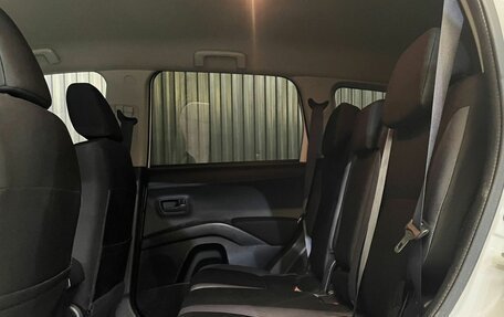 Mitsubishi Outlander III рестайлинг 3, 2011 год, 1 147 000 рублей, 16 фотография
