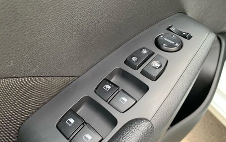 Hyundai Solaris II рестайлинг, 2019 год, 1 299 000 рублей, 7 фотография