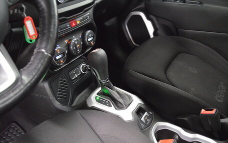 Jeep Renegade I рестайлинг, 2016 год, 1 450 000 рублей, 20 фотография