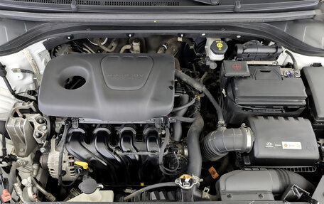 Hyundai Elantra VI рестайлинг, 2019 год, 1 700 000 рублей, 9 фотография