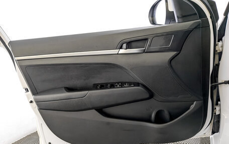 Hyundai Elantra VI рестайлинг, 2019 год, 1 700 000 рублей, 19 фотография