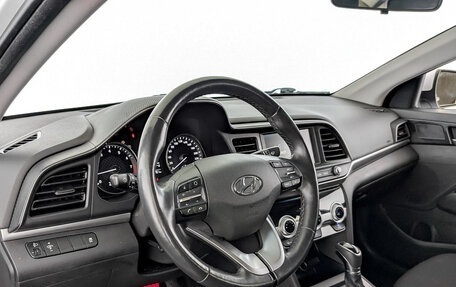 Hyundai Elantra VI рестайлинг, 2019 год, 1 700 000 рублей, 16 фотография
