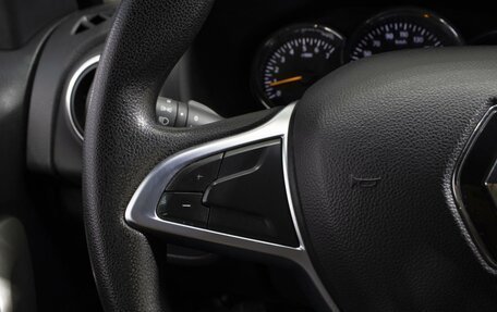 Renault Sandero II рестайлинг, 2018 год, 995 000 рублей, 16 фотография