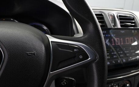 Renault Sandero II рестайлинг, 2018 год, 995 000 рублей, 17 фотография