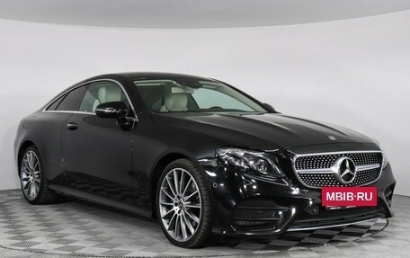 Mercedes-Benz E-Класс, 2018 год, 4 500 000 рублей, 7 фотография