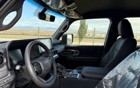 Toyota Land Cruiser Prado, 2024 год, 7 390 000 рублей, 7 фотография