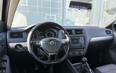 Volkswagen Jetta VI, 2015 год, 1 115 000 рублей, 6 фотография