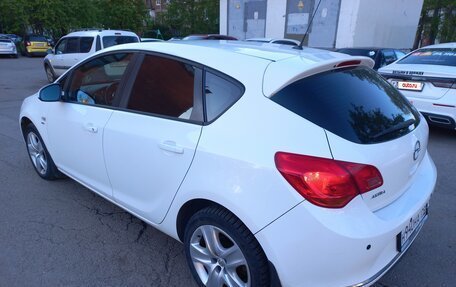 Opel Astra J, 2014 год, 920 000 рублей, 6 фотография