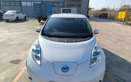 Nissan Leaf I, 2013 год, 1 200 000 рублей, 4 фотография