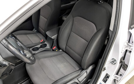 Hyundai Elantra VI рестайлинг, 2020 год, 1 870 000 рублей, 20 фотография