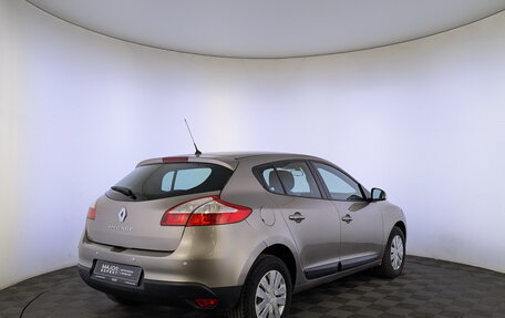 Renault Logan II, 2021 год, 1 150 000 рублей, 5 фотография