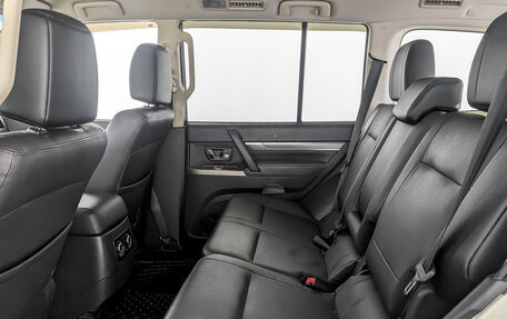 Mitsubishi Pajero IV, 2014 год, 2 950 000 рублей, 12 фотография