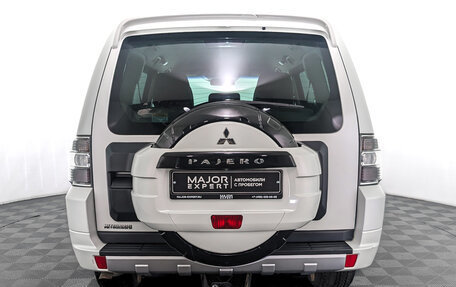 Mitsubishi Pajero IV, 2014 год, 2 950 000 рублей, 6 фотография