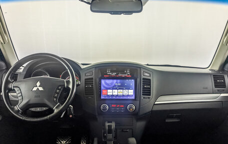 Mitsubishi Pajero IV, 2014 год, 2 950 000 рублей, 14 фотография