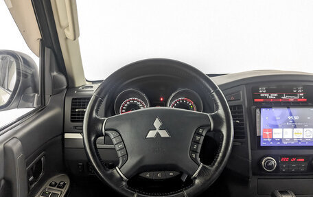 Mitsubishi Pajero IV, 2014 год, 2 950 000 рублей, 22 фотография