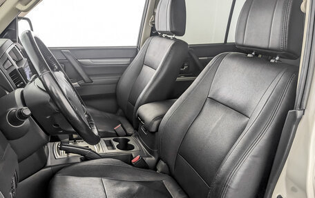 Mitsubishi Pajero IV, 2014 год, 2 950 000 рублей, 20 фотография