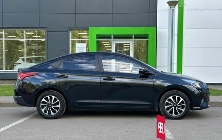 Hyundai Solaris II рестайлинг, 2021 год, 1 699 000 рублей, 4 фотография
