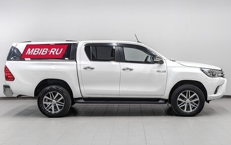 Toyota Hilux VIII, 2017 год, 2 859 000 рублей, 4 фотография