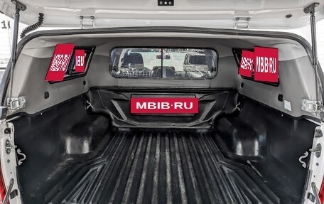 Toyota Hilux VIII, 2017 год, 2 859 000 рублей, 10 фотография