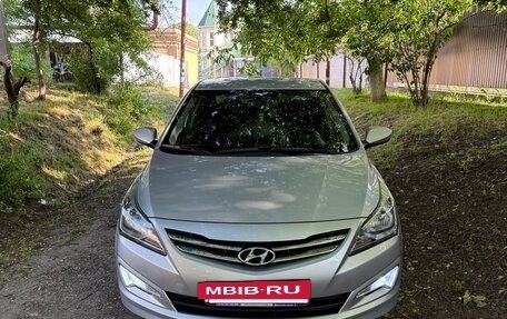 Hyundai Solaris II рестайлинг, 2016 год, 1 280 000 рублей, 2 фотография