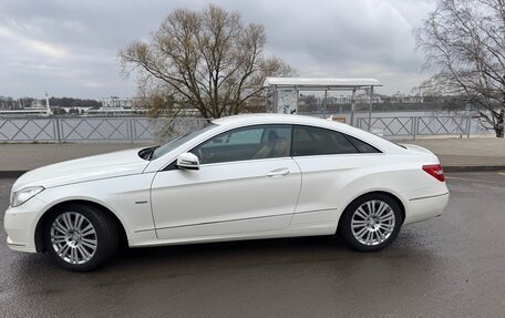 Mercedes-Benz E-Класс, 2011 год, 1 480 000 рублей, 3 фотография