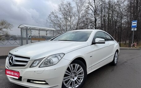 Mercedes-Benz E-Класс, 2011 год, 1 480 000 рублей, 2 фотография