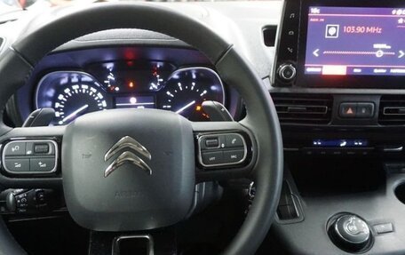 Citroen Berlingo III, 2022 год, 2 600 000 рублей, 13 фотография