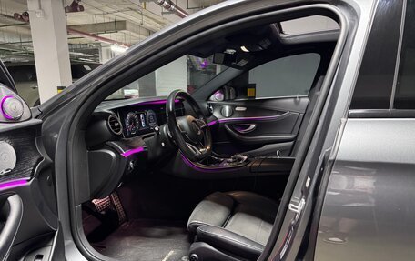 Mercedes-Benz E-Класс, 2017 год, 3 700 000 рублей, 3 фотография