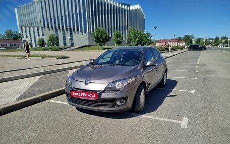 Renault Megane III, 2013 год, 1 050 000 рублей, 2 фотография