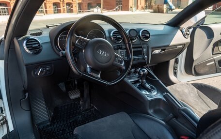 Audi TT, 2008 год, 1 650 000 рублей, 5 фотография