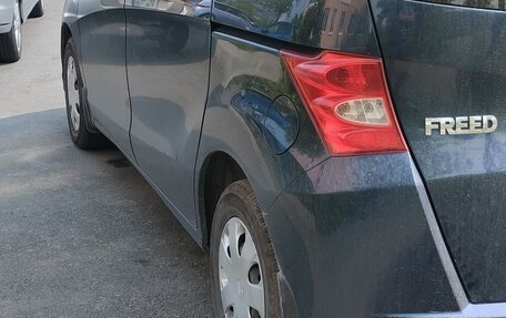 Honda Freed I, 2009 год, 650 000 рублей, 13 фотография