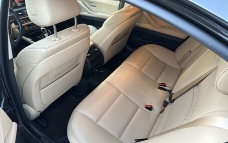 BMW 5 серия, 2015 год, 3 200 000 рублей, 2 фотография