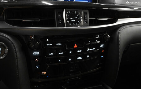 Lexus LX III, 2016 год, 7 650 000 рублей, 19 фотография