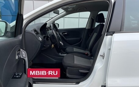 Volkswagen Polo VI (EU Market), 2015 год, 697 000 рублей, 11 фотография