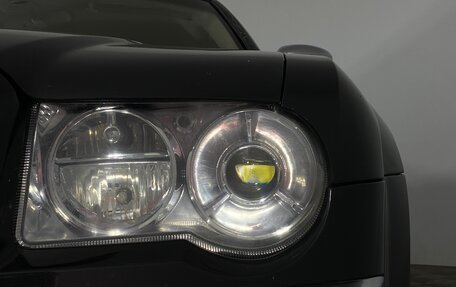 Chrysler 300C II, 2005 год, 749 000 рублей, 9 фотография