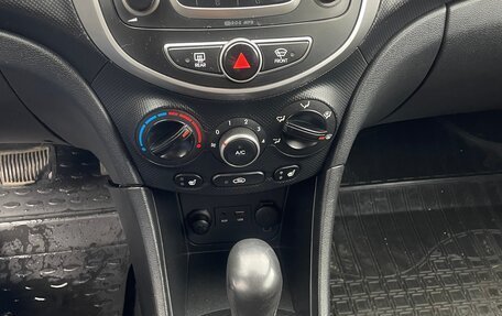 Hyundai Solaris II рестайлинг, 2016 год, 870 000 рублей, 5 фотография
