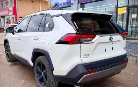Toyota RAV4, 2022 год, 2 750 090 рублей, 4 фотография