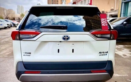 Toyota RAV4, 2022 год, 2 750 090 рублей, 5 фотография