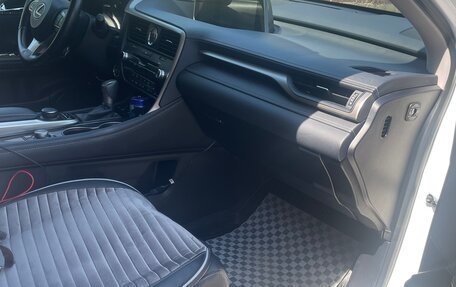 Lexus RX IV рестайлинг, 2018 год, 4 050 000 рублей, 6 фотография
