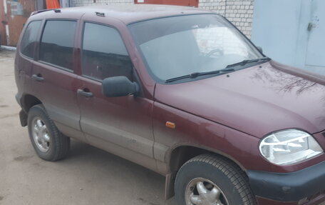 Chevrolet Niva I рестайлинг, 2004 год, 350 000 рублей, 5 фотография