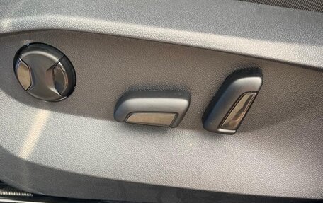 Volkswagen Taos, 2021 год, 2 600 000 рублей, 4 фотография