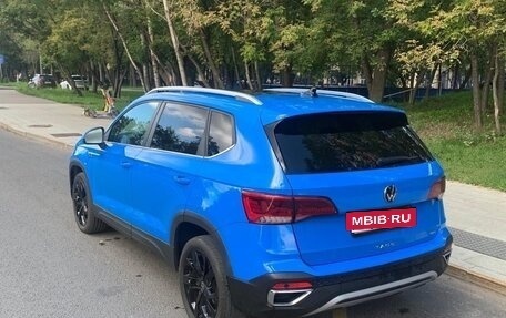 Volkswagen Taos, 2021 год, 2 600 000 рублей, 11 фотография