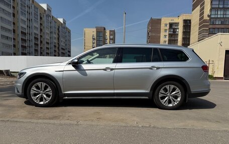 Volkswagen Passat B8 рестайлинг, 2018 год, 2 300 000 рублей, 10 фотография