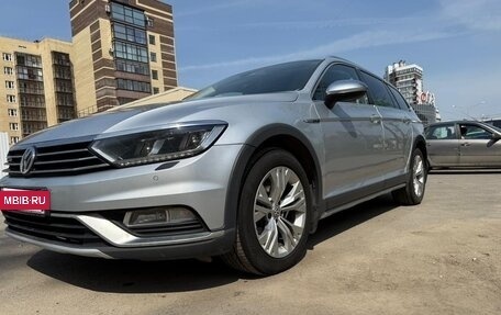 Volkswagen Passat B8 рестайлинг, 2018 год, 2 300 000 рублей, 8 фотография