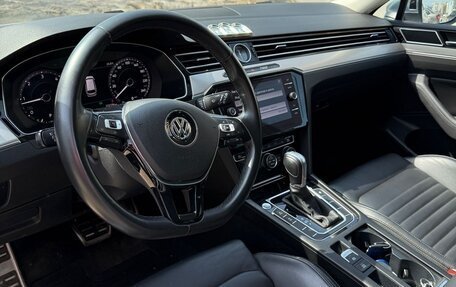Volkswagen Passat B8 рестайлинг, 2018 год, 2 300 000 рублей, 27 фотография